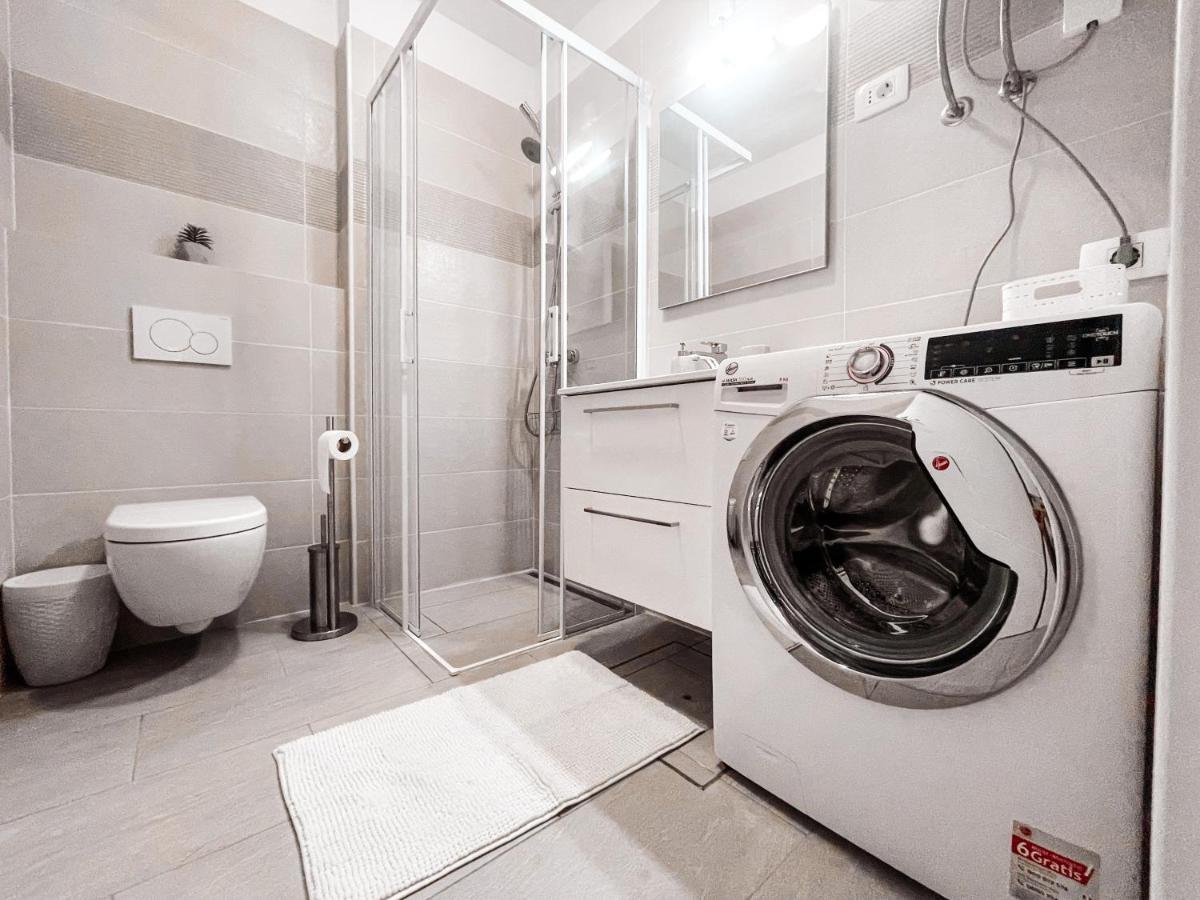 Riad Apartments Zgornje Skofije Екстериор снимка